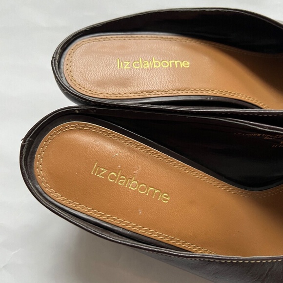 Liz Claiborne Shoes Slip on Mules Size 8 Brown Leather Block Heels Peep Toe - Picture 4 of 9